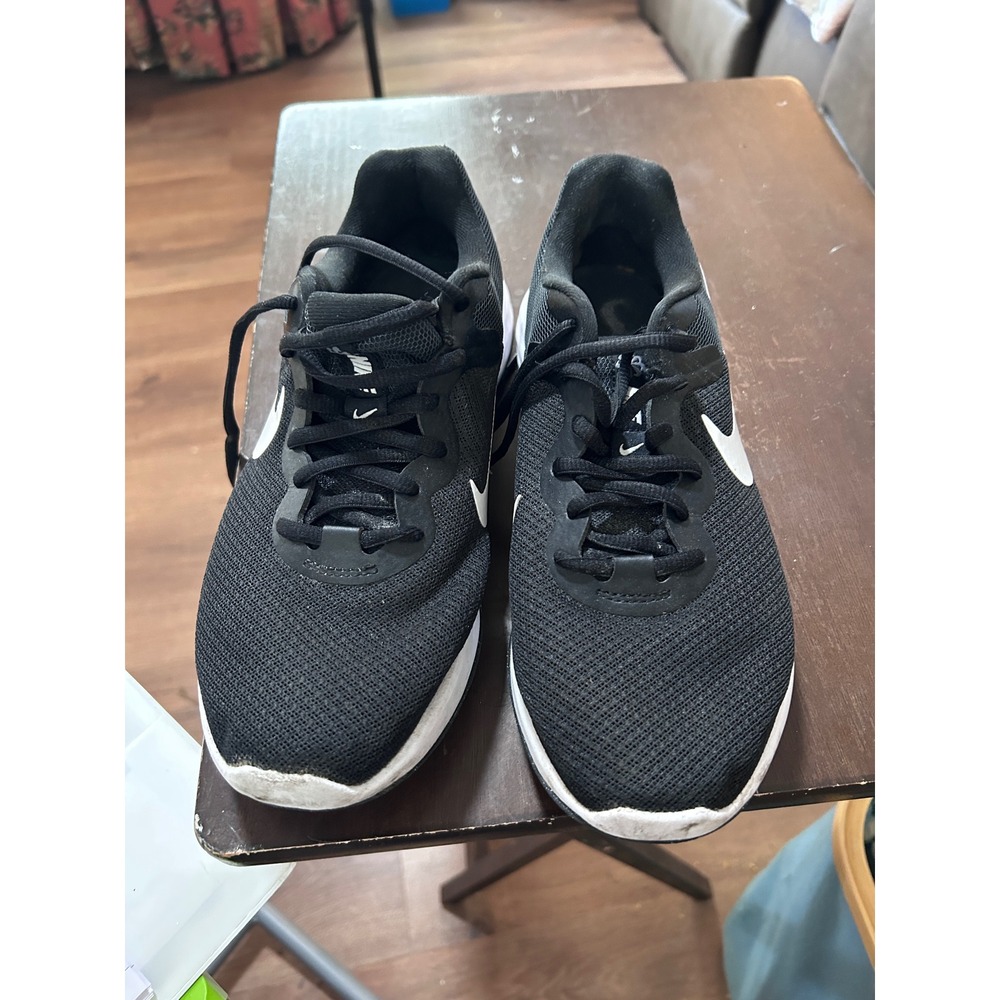 Nike Revolution 6‎ Mens Running Shoes Black White Size 8 Athletic Sneakers